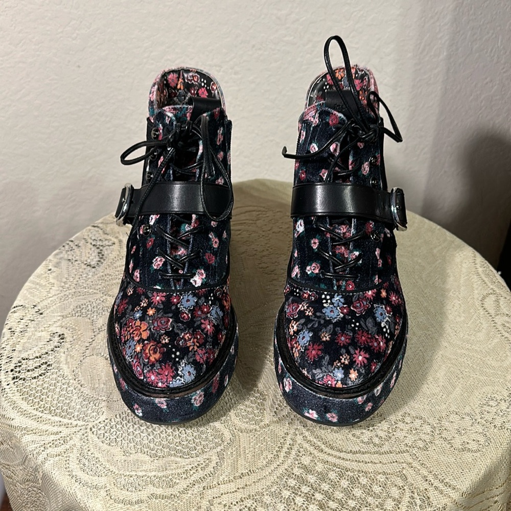 Coach Boots